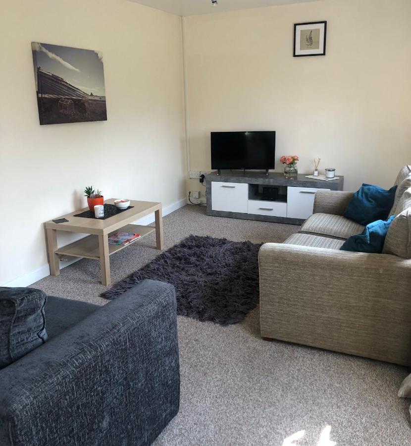 Villa 8 Pickering Road Telford Esterno foto
